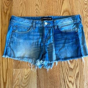 Express shorts